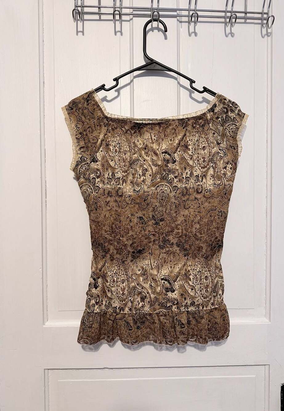 Y2K Fairycore Paisley Sheer Mesh Ruched Ruffle Hem Cami Top size Medium
AD - Picture 2 of 7